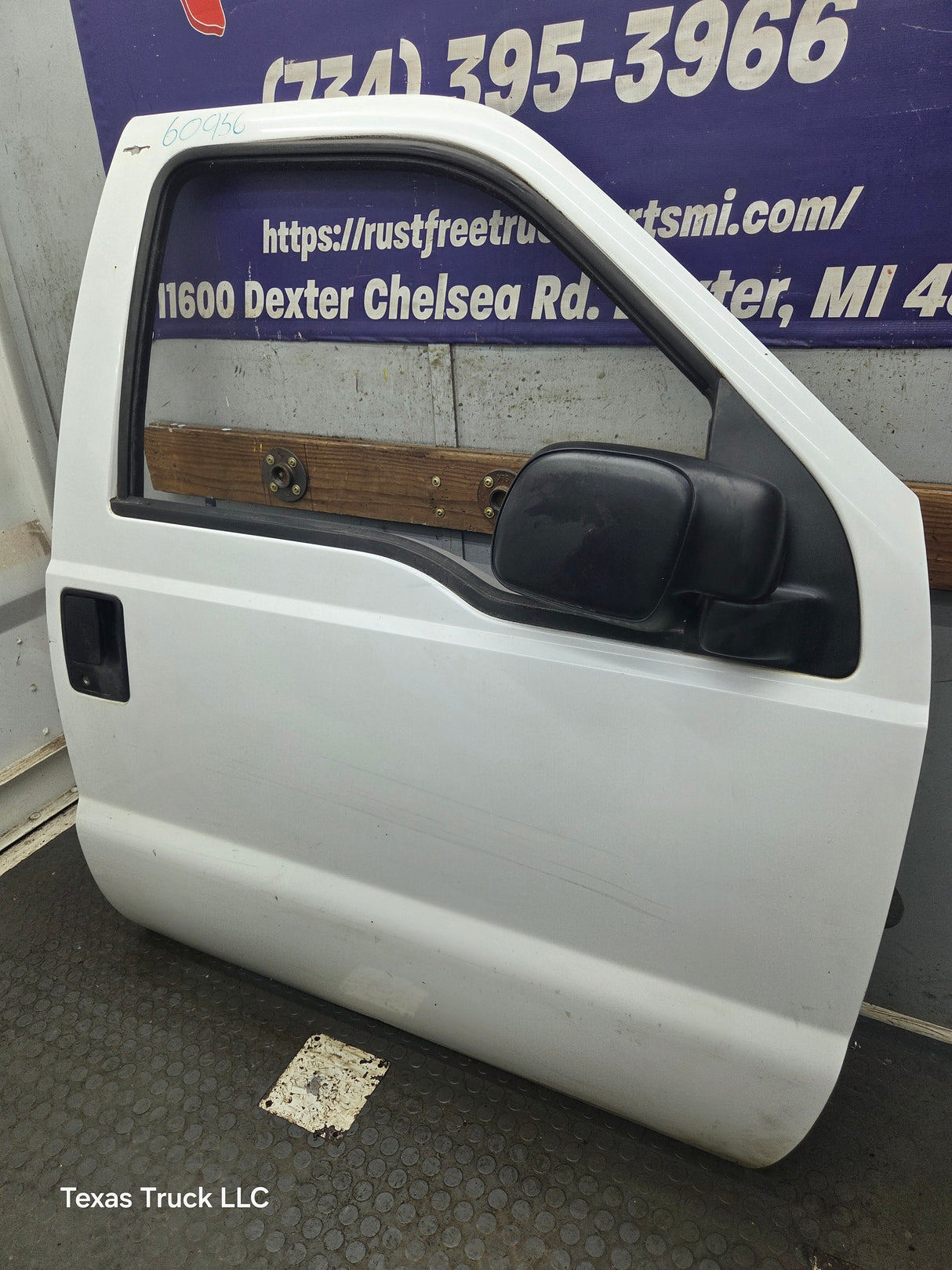 1999-2011 Ford Super Duty / Excursion Front Passenger Side RH Door F250 F350 F450 F550