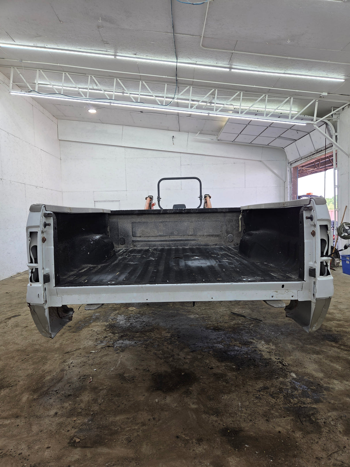 1999-2010 Ford Super Duty F250 F350 6' 9" Short Truck Bed