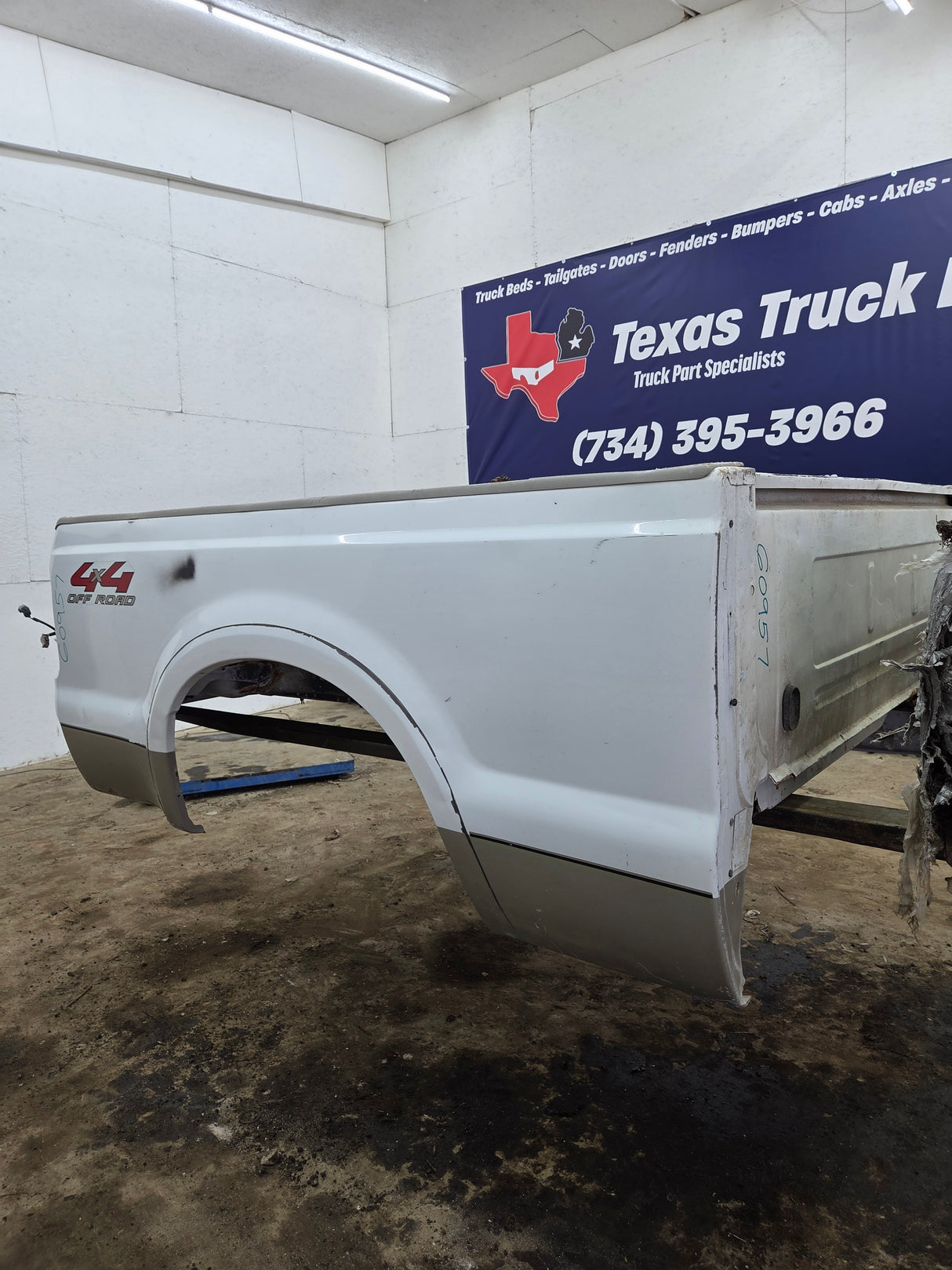 1999-2010 Ford Super Duty F250 F350 6' 9" Short Truck Bed