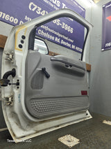 1999-2011 Ford Super Duty / Excursion Front Passenger Side RH Door F250 F350 F450 F550