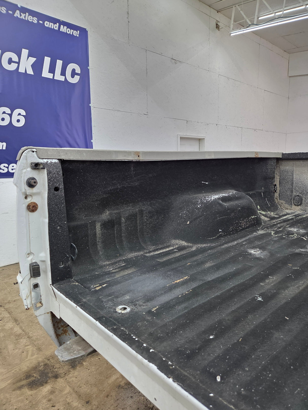 1999-2010 Ford Super Duty F250 F350 6' 9" Short Truck Bed