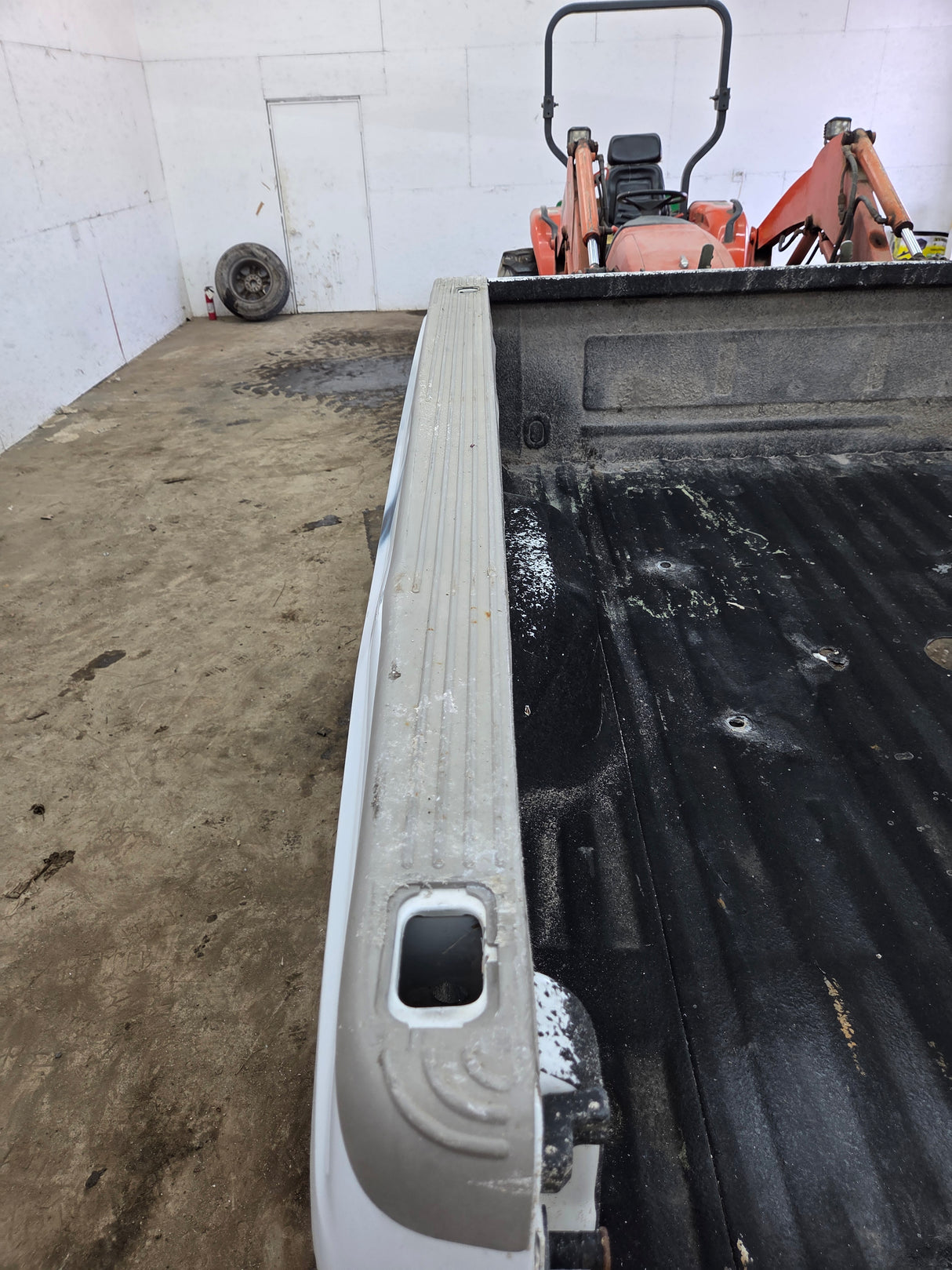 1999-2010 Ford Super Duty F250 F350 6' 9" Short Truck Bed