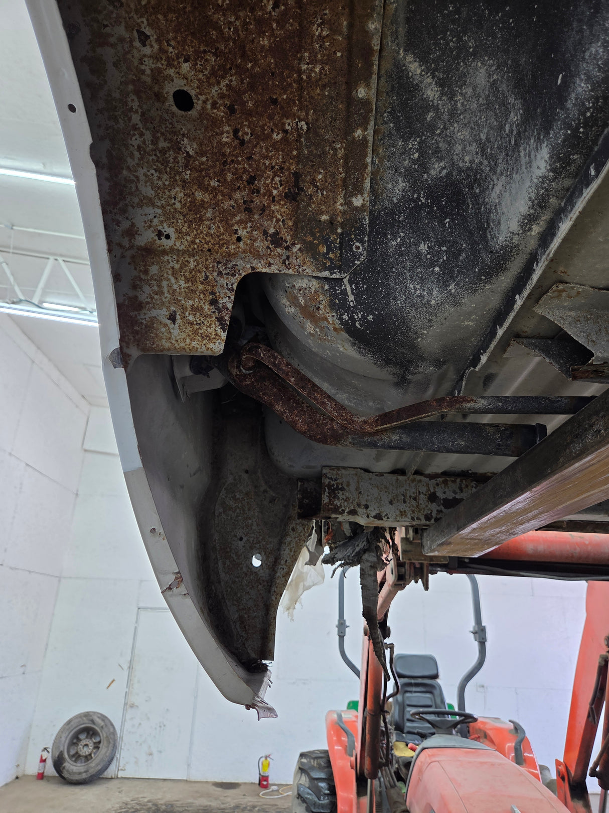 1999-2010 Ford Super Duty F250 F350 6' 9" Short Truck Bed