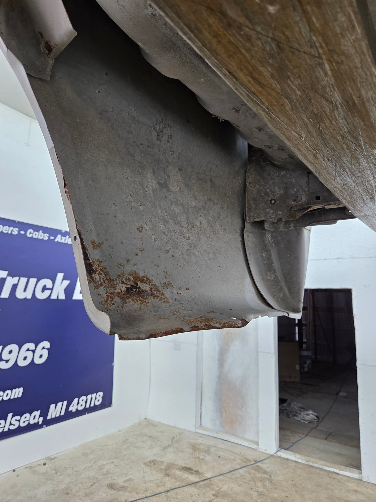 1999-2010 Ford Super Duty F250 F350 6' 9" Short Truck Bed