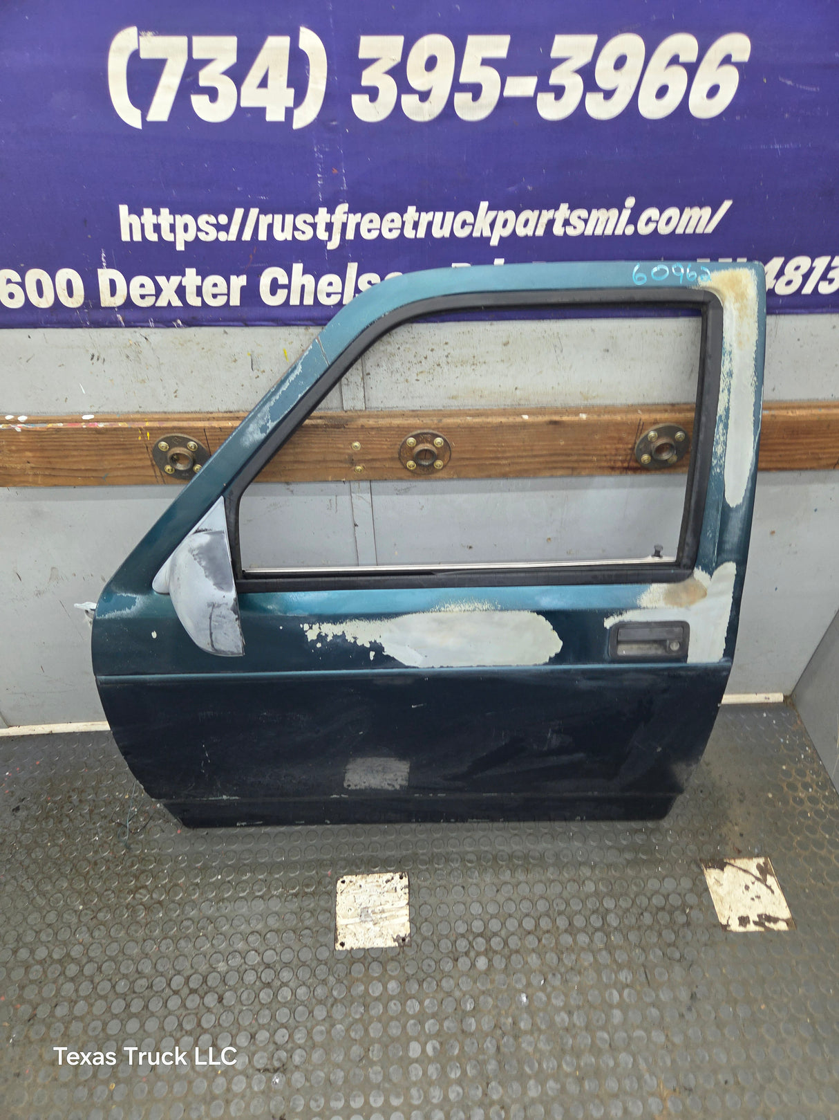 1992-1996 Dodge Dakota LH Driver Side Front Door
