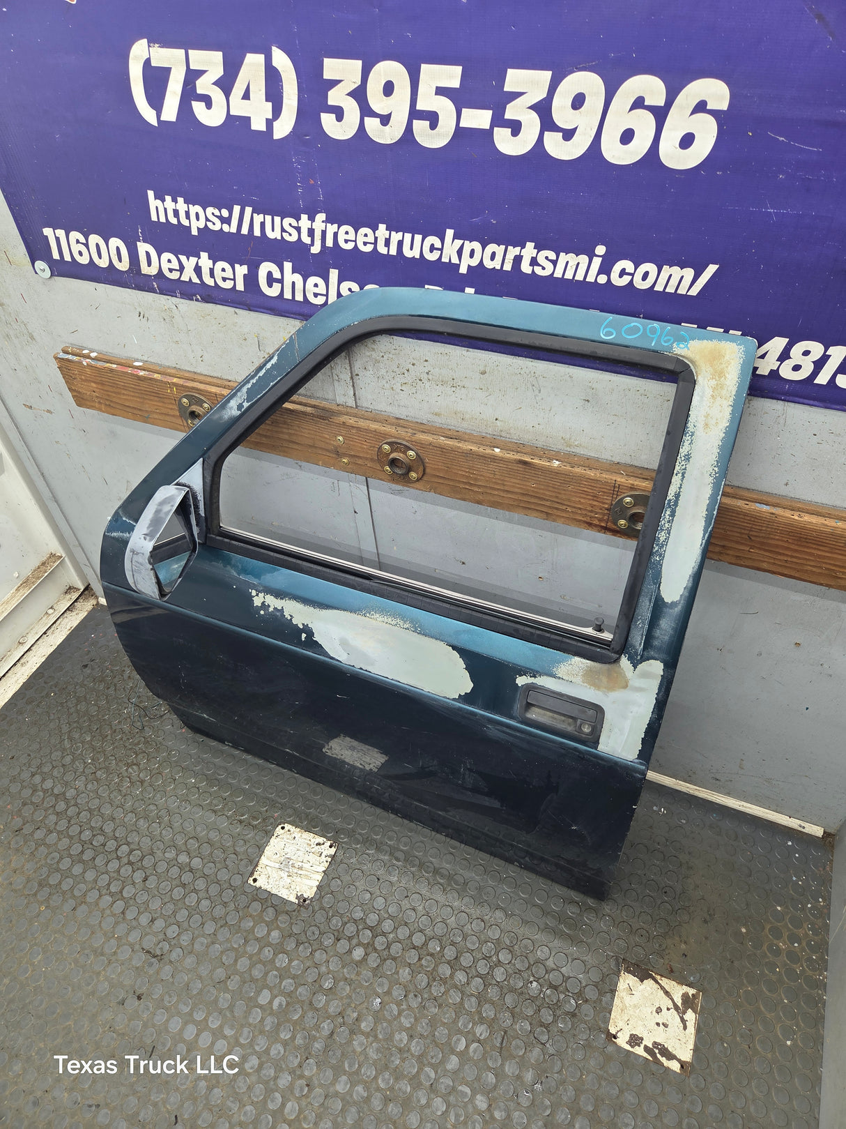1992-1996 Dodge Dakota LH Driver Side Front Door