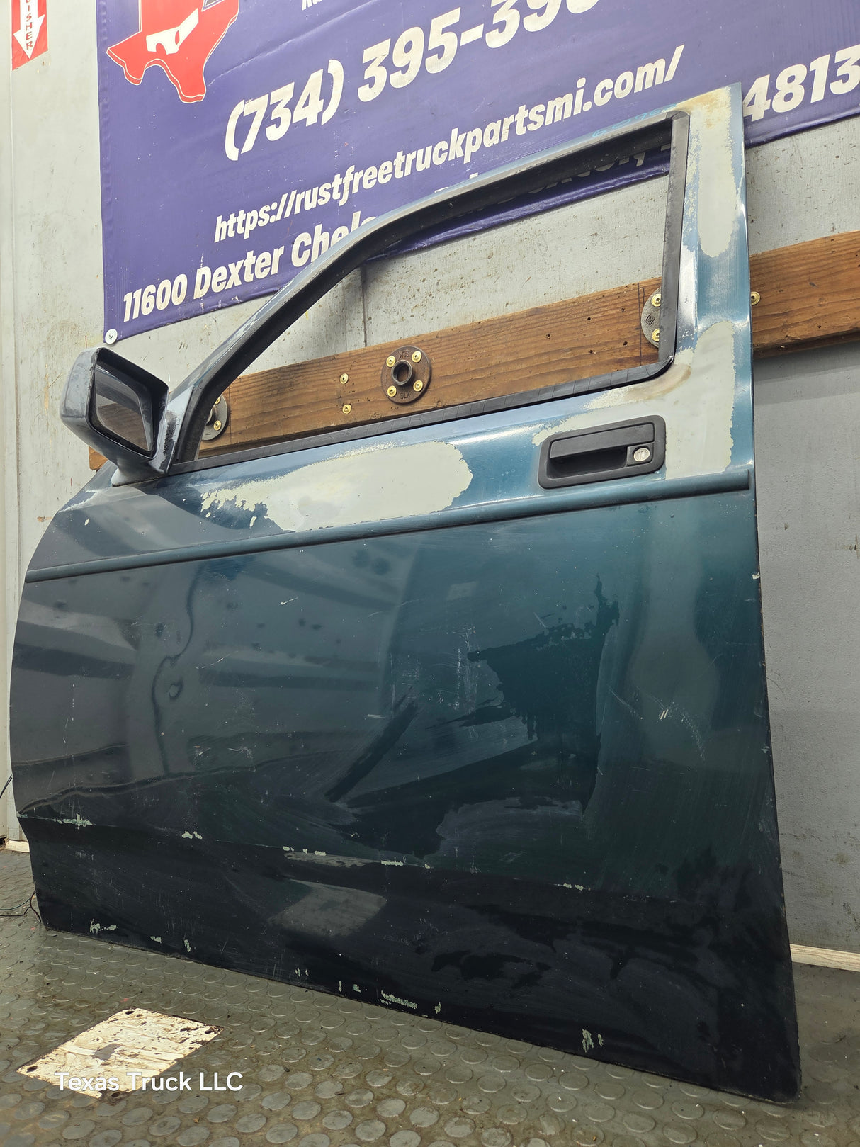 1992-1996 Dodge Dakota LH Driver Side Front Door