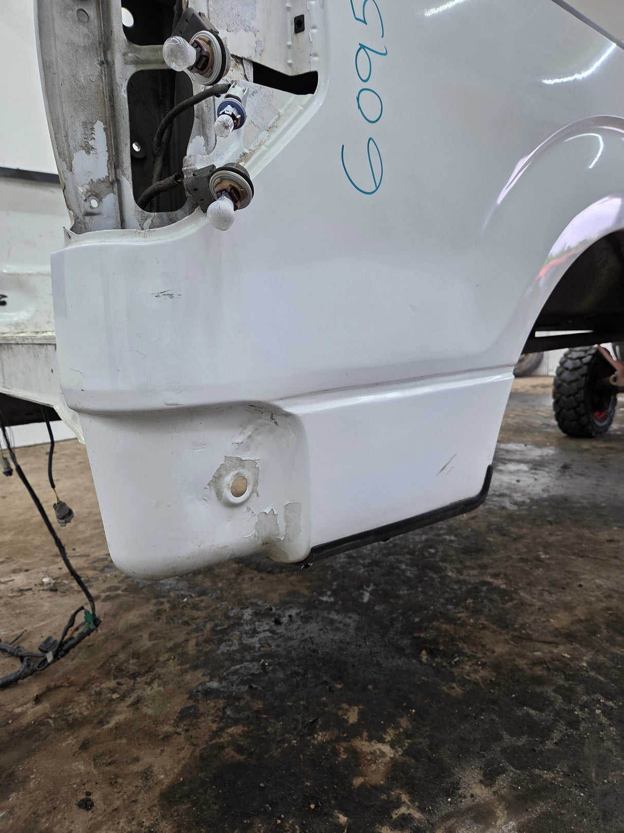 2009-2014 Ford F150 8' Long Truck Bed