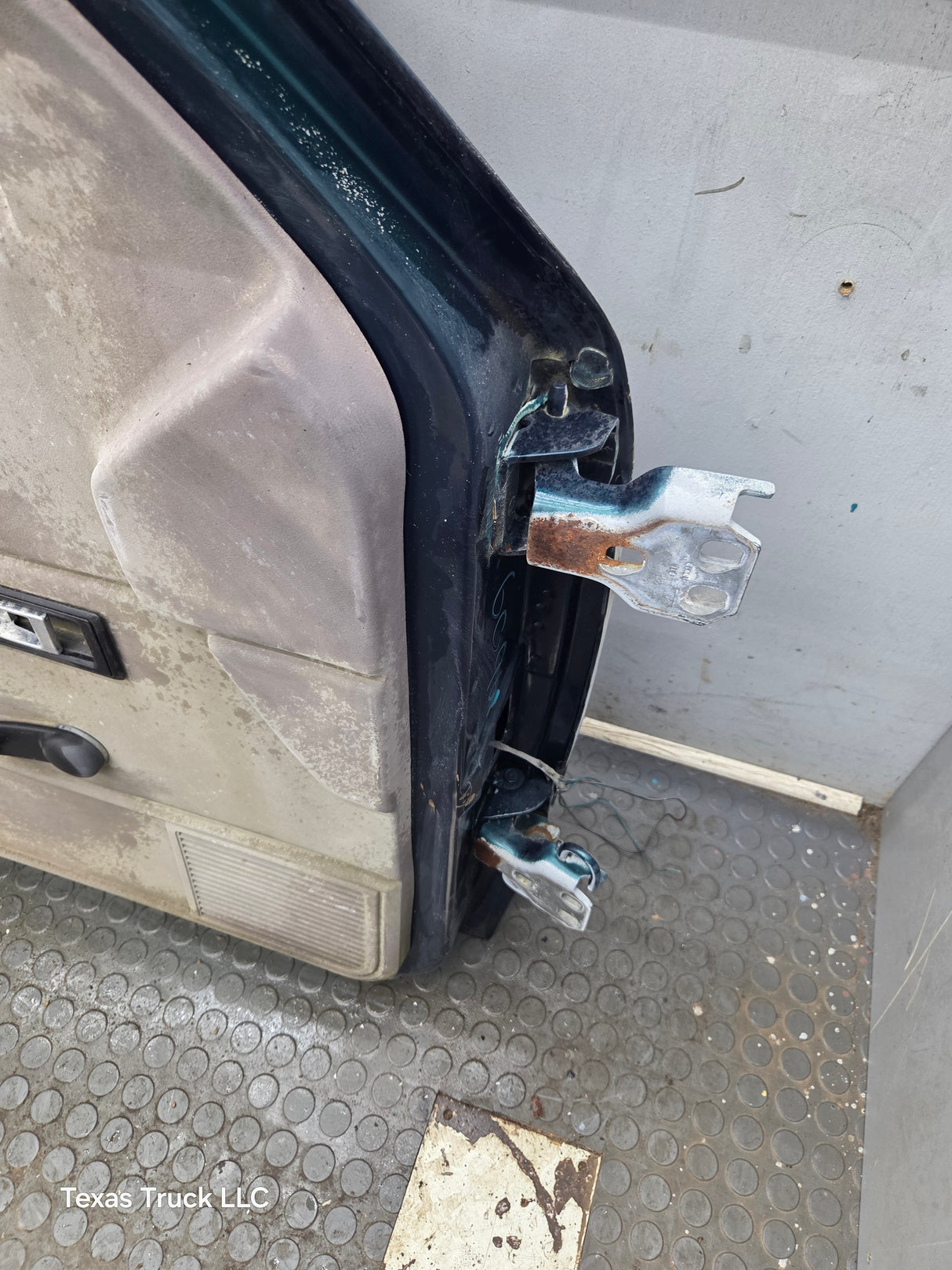 1992-1996 Dodge Dakota LH Driver Side Front Door
