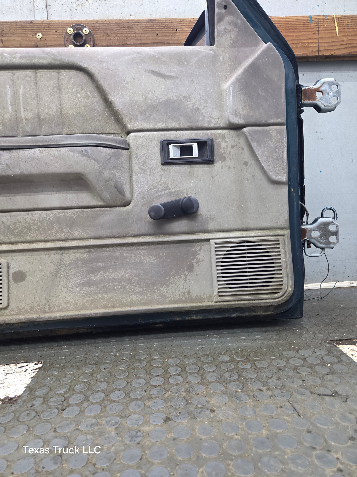 1992-1996 Dodge Dakota LH Driver Side Front Door