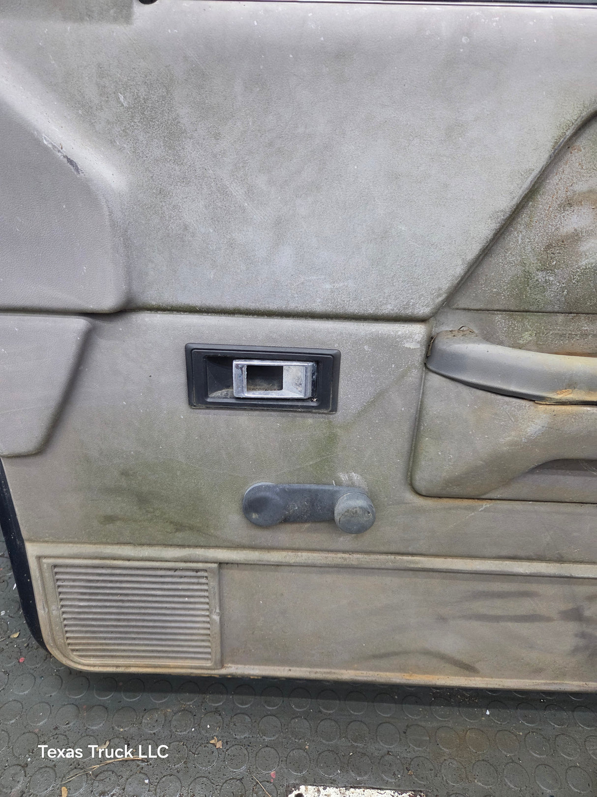 1992-1996 Dodge Dakota RH Passenger Side Front Door