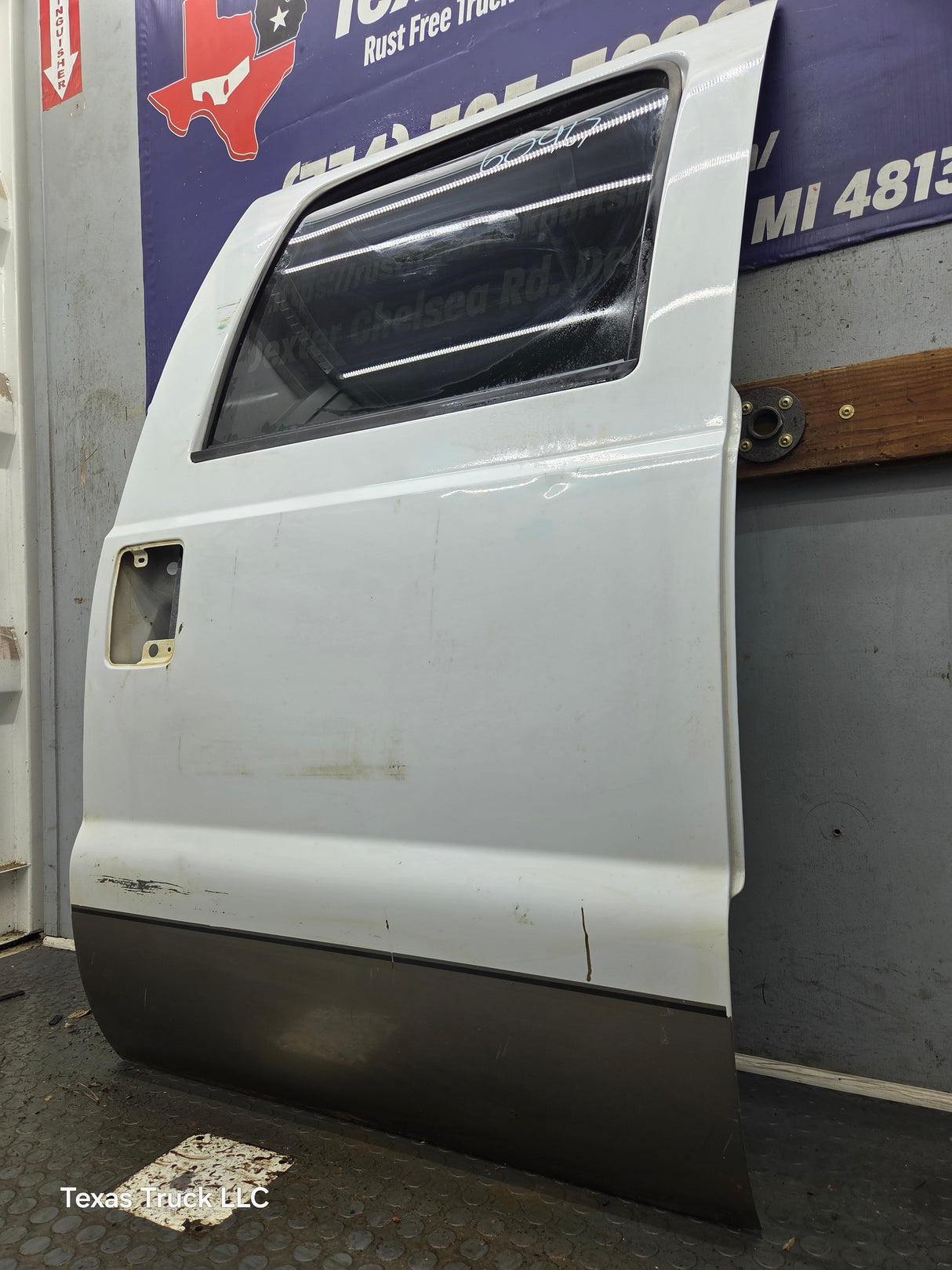 1999-2011 Ford Super Duty RH Passenger Side Rear Crew Cab Door F250 F350 F450 F550