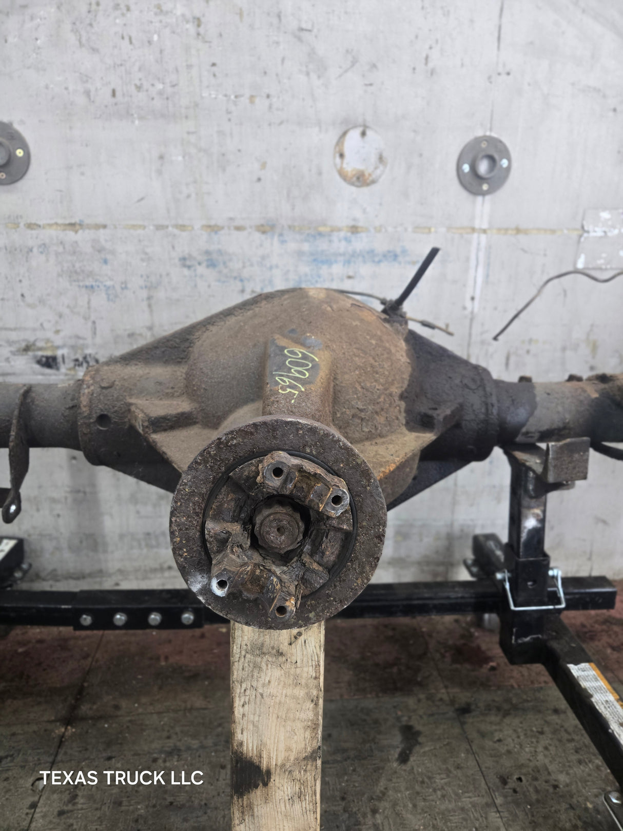 2001-2007 Chevrolet Silverado / GMC Sierra 2500 3500 HD Rear Axle 3.73 11.5" 117k miles
