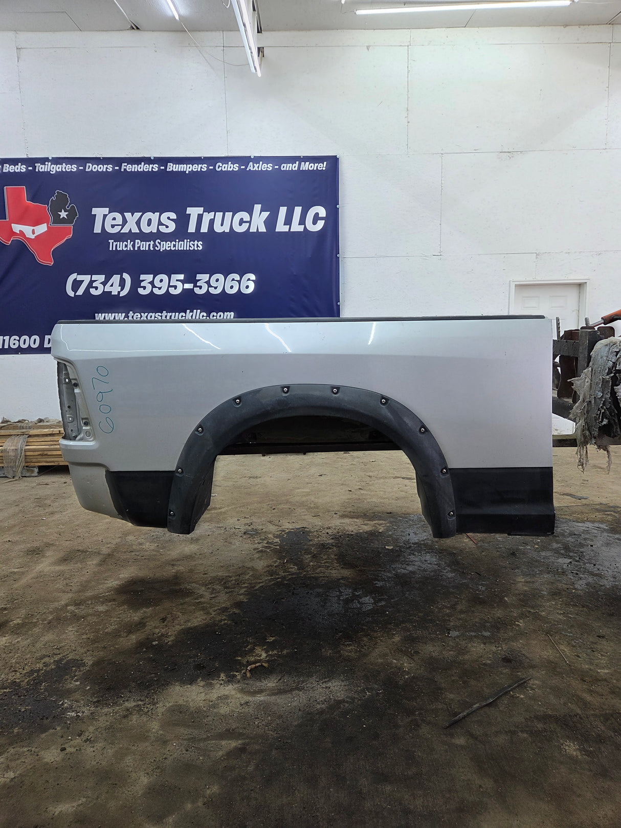 2009-2018 Dodge Ram 4th Gen 1500 2500 3500 6' 4" Short Truck Bed