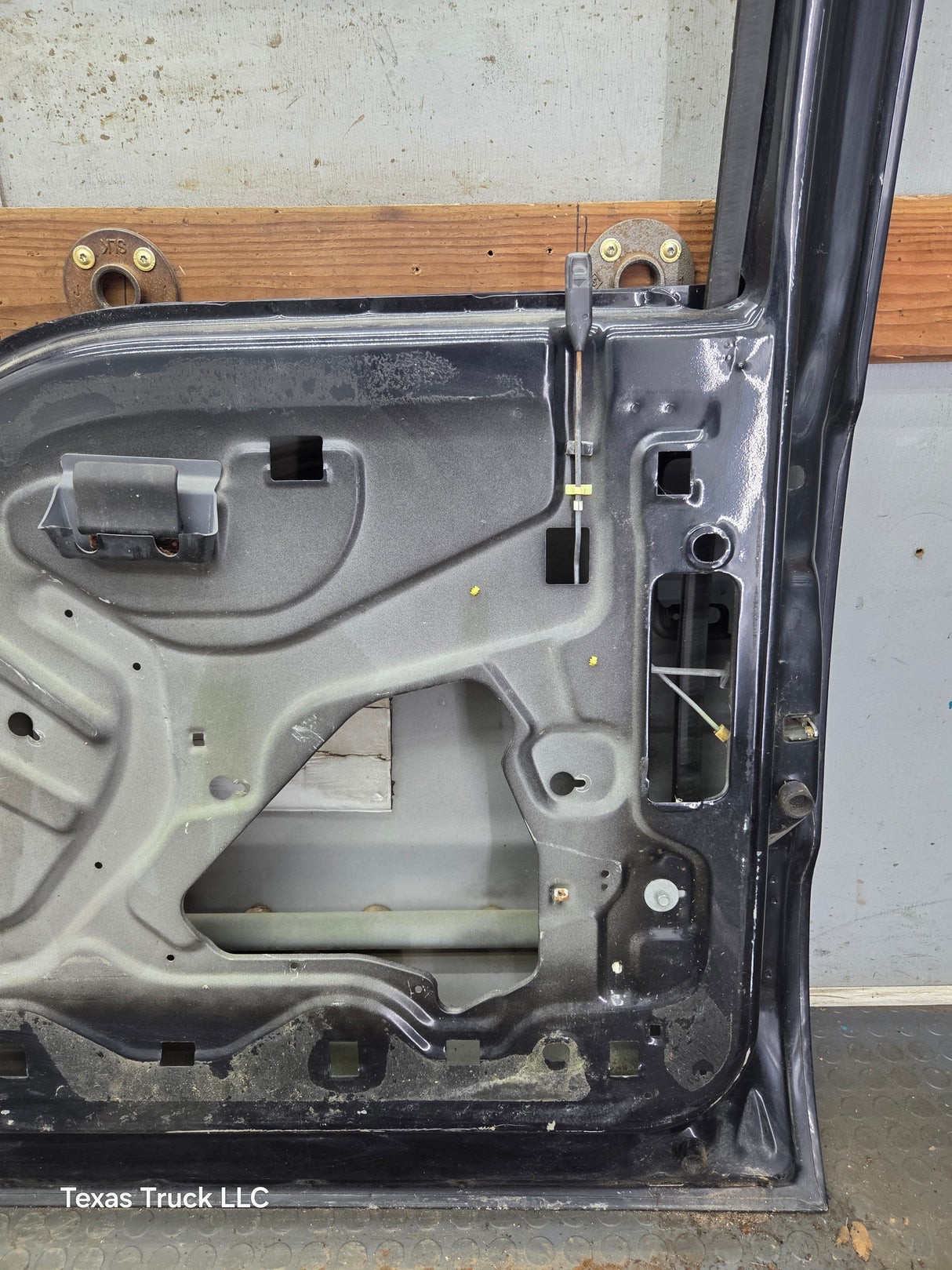 1999-2011 Ford Super Duty / Excursion Front Passenger Side RH Door F250 F350 F450 F550