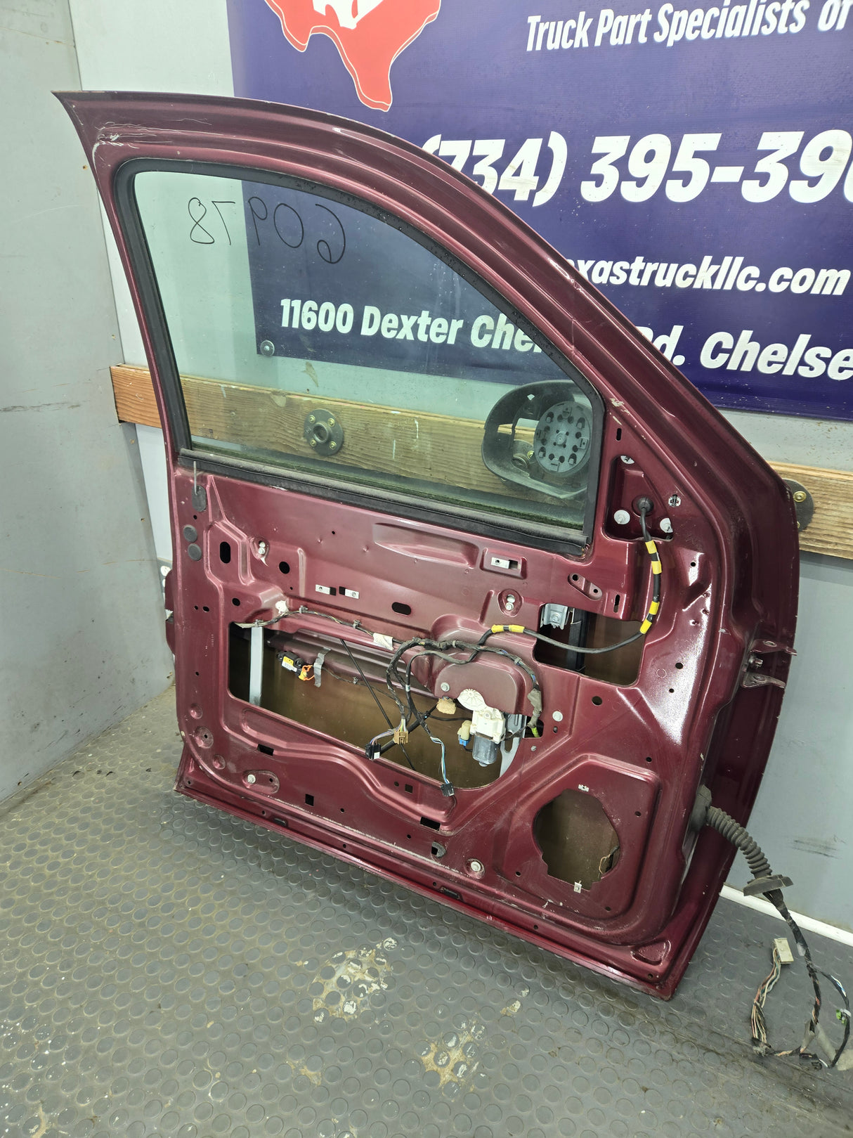 2007-2013 Chevrolet Silverado / GMC Sierra 1500 2500 3500 HD LH Front Driver Side Door