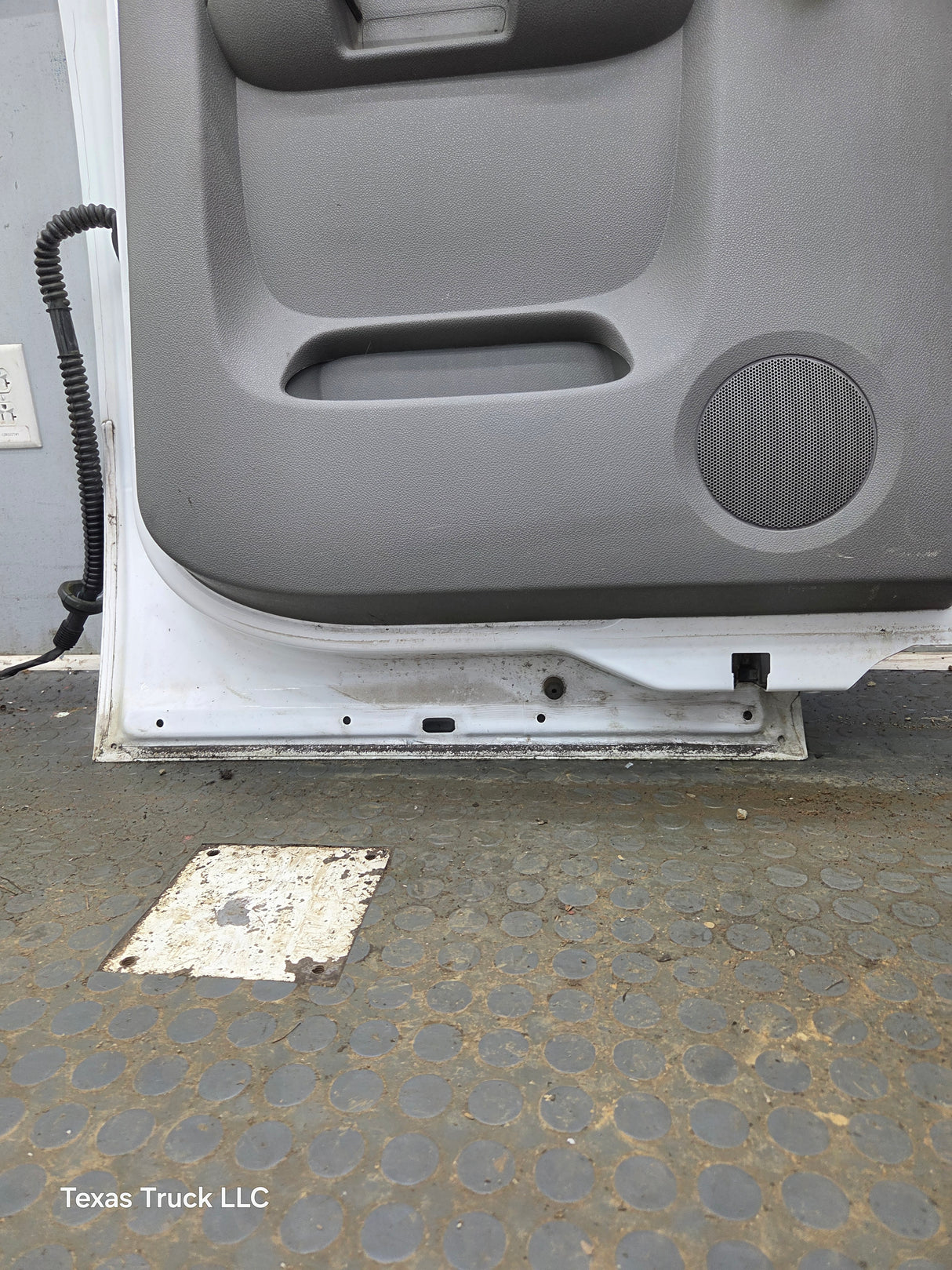 2007-2013 Chevrolet Silverado / GMC Sierra 1500 2500 3500 HD Driver Side Extended Cab LH Rear Door