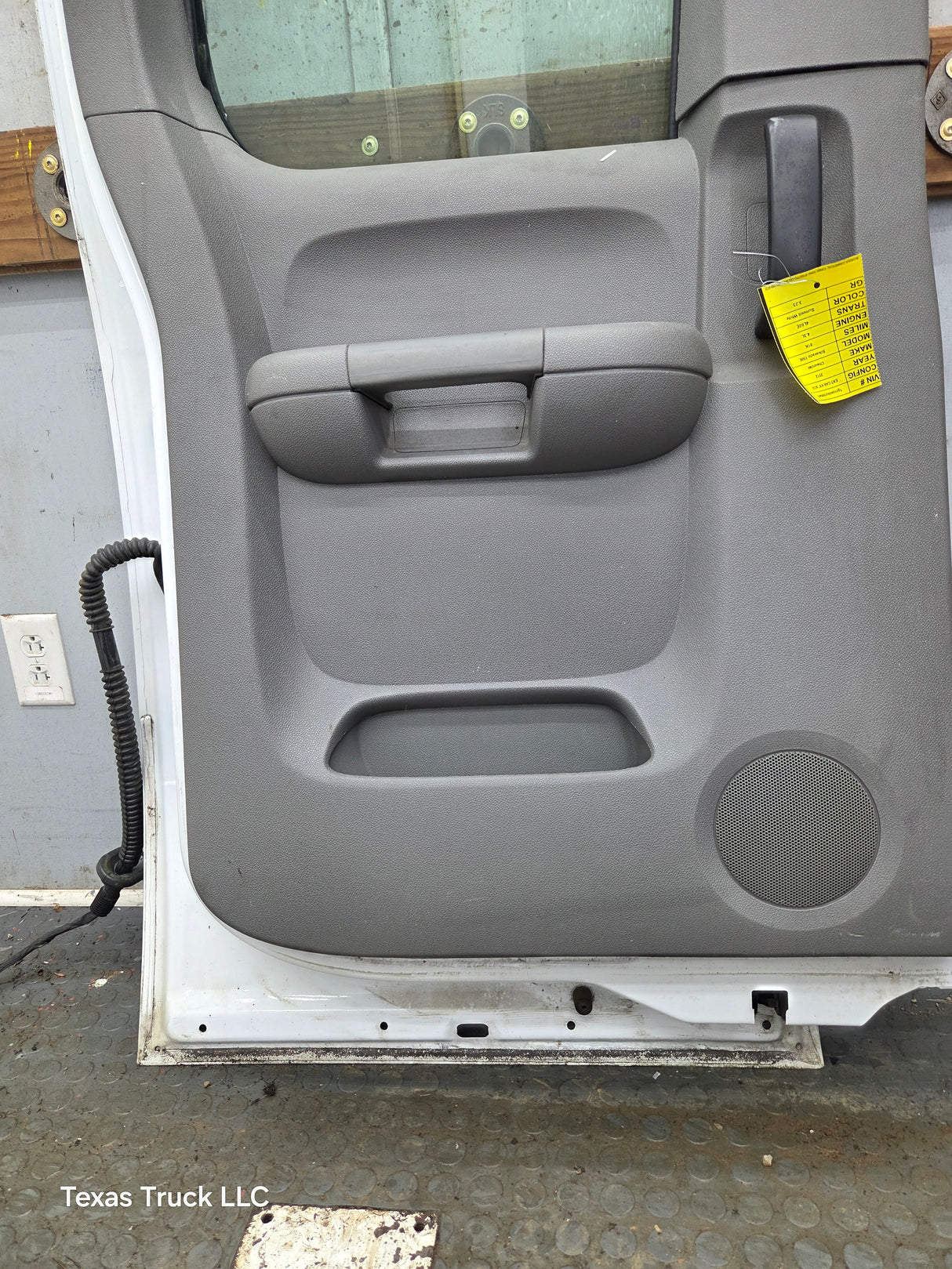 2007-2013 Chevrolet Silverado / GMC Sierra 1500 2500 3500 HD Driver Side Extended Cab LH Rear Door