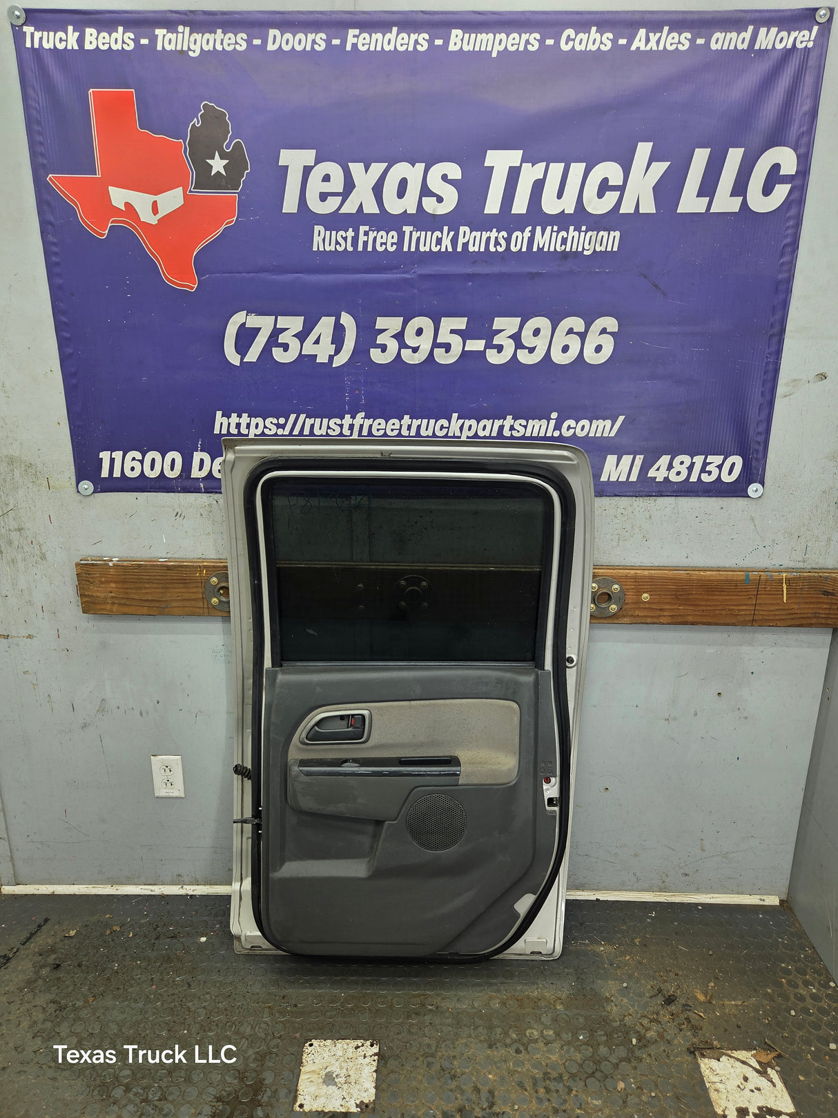 2004-2012 Chevrolet Colorado / GMC Canyon Passenger Side Rear Crew Cab Door RH