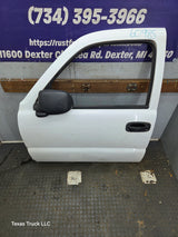 1999-2006 Chevrolet Silverado / GMC Sierra 1500 2500 3500 HD Front Driver Side Door LH