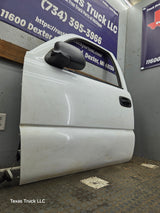 1999-2006 Chevrolet Silverado / GMC Sierra 1500 2500 3500 HD Front Driver Side Door LH