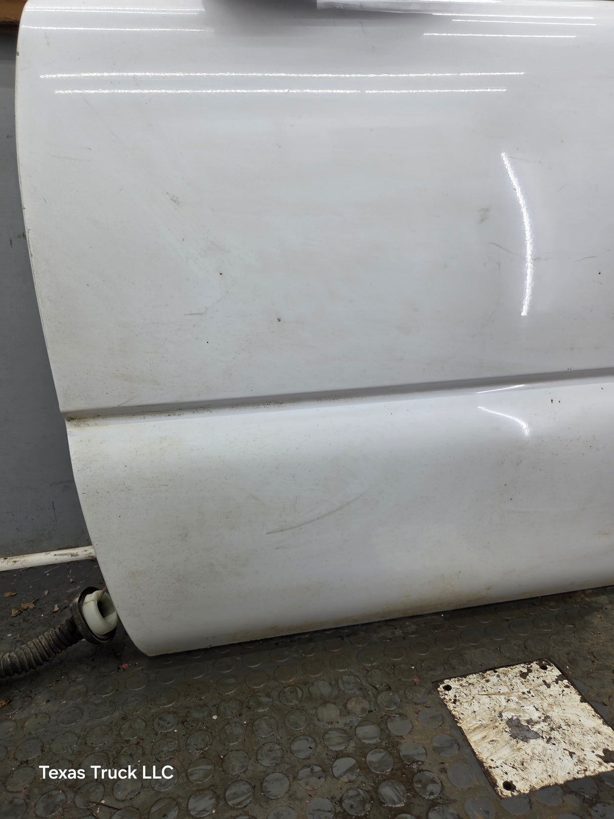 1999-2006 Chevrolet Silverado / GMC Sierra 1500 2500 3500 HD Front Driver Side Door LH