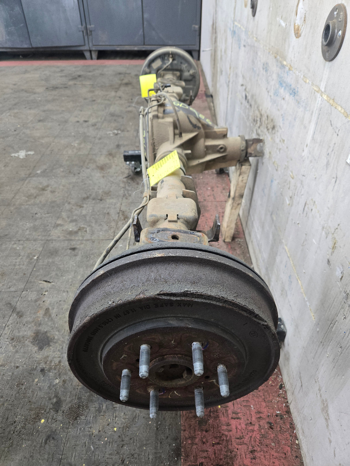 2005-2007 Chevrolet Silverado GMC Sierra 1500 3.23 Rear Axle