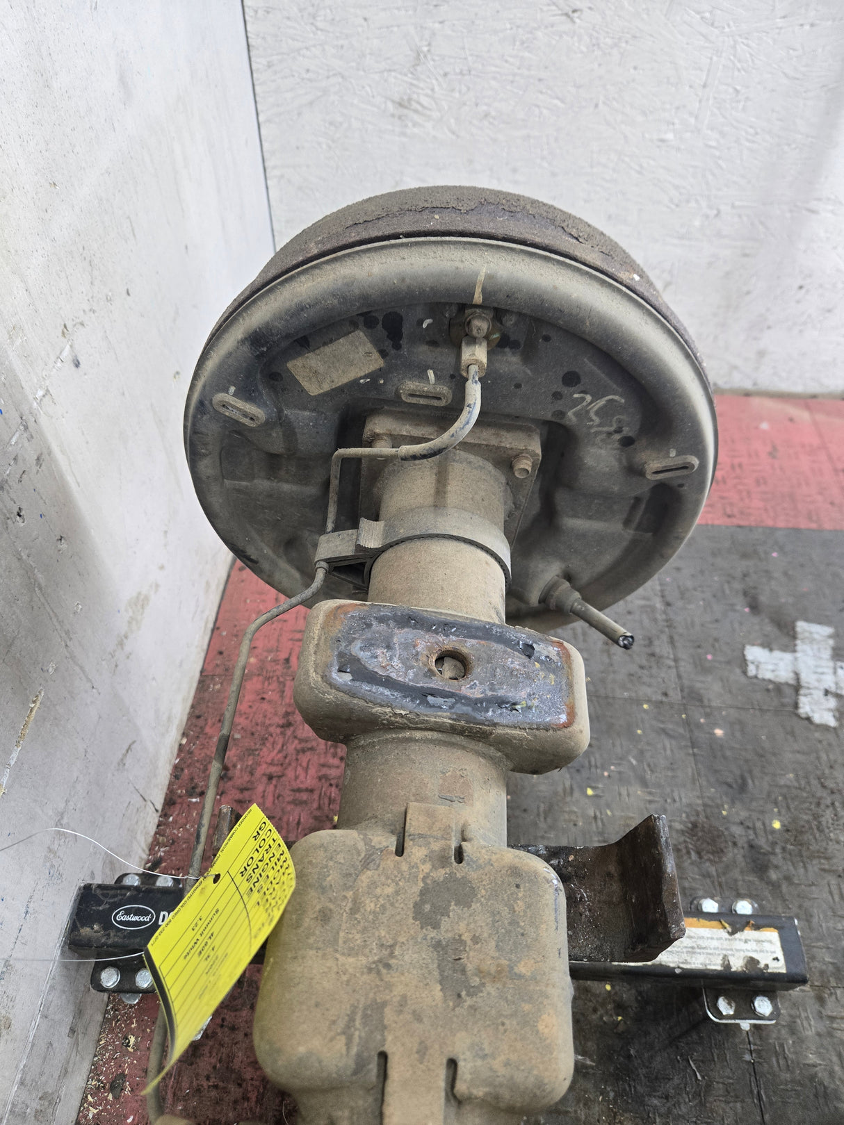 2005-2007 Chevrolet Silverado GMC Sierra 1500 3.23 Rear Axle