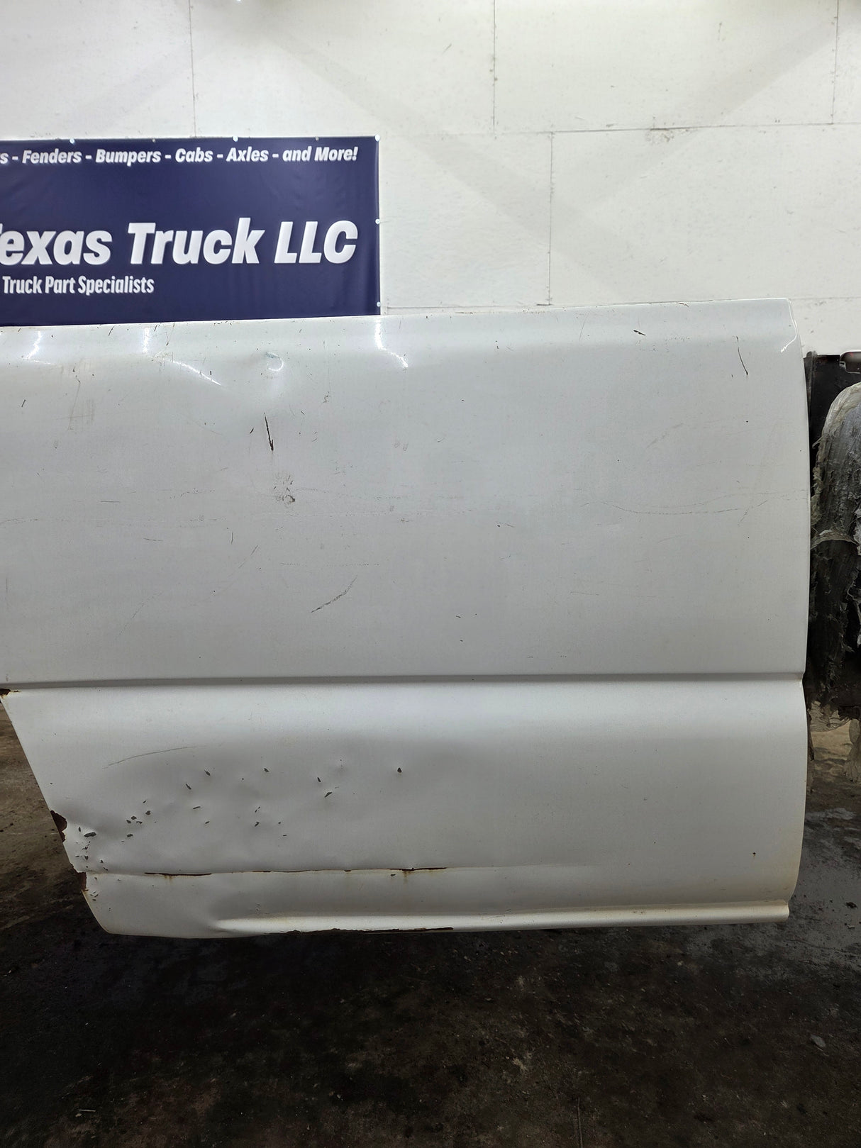 1999-2007 Chevrolet Silverado / GMC Sierra 1500 2500 3500 HD 8' Long Bed Truck Bed