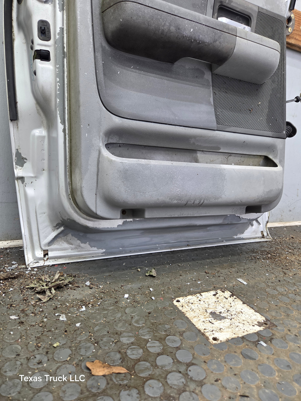 2004-2008 Ford F150 Rear LH Driver Crew Cab Door