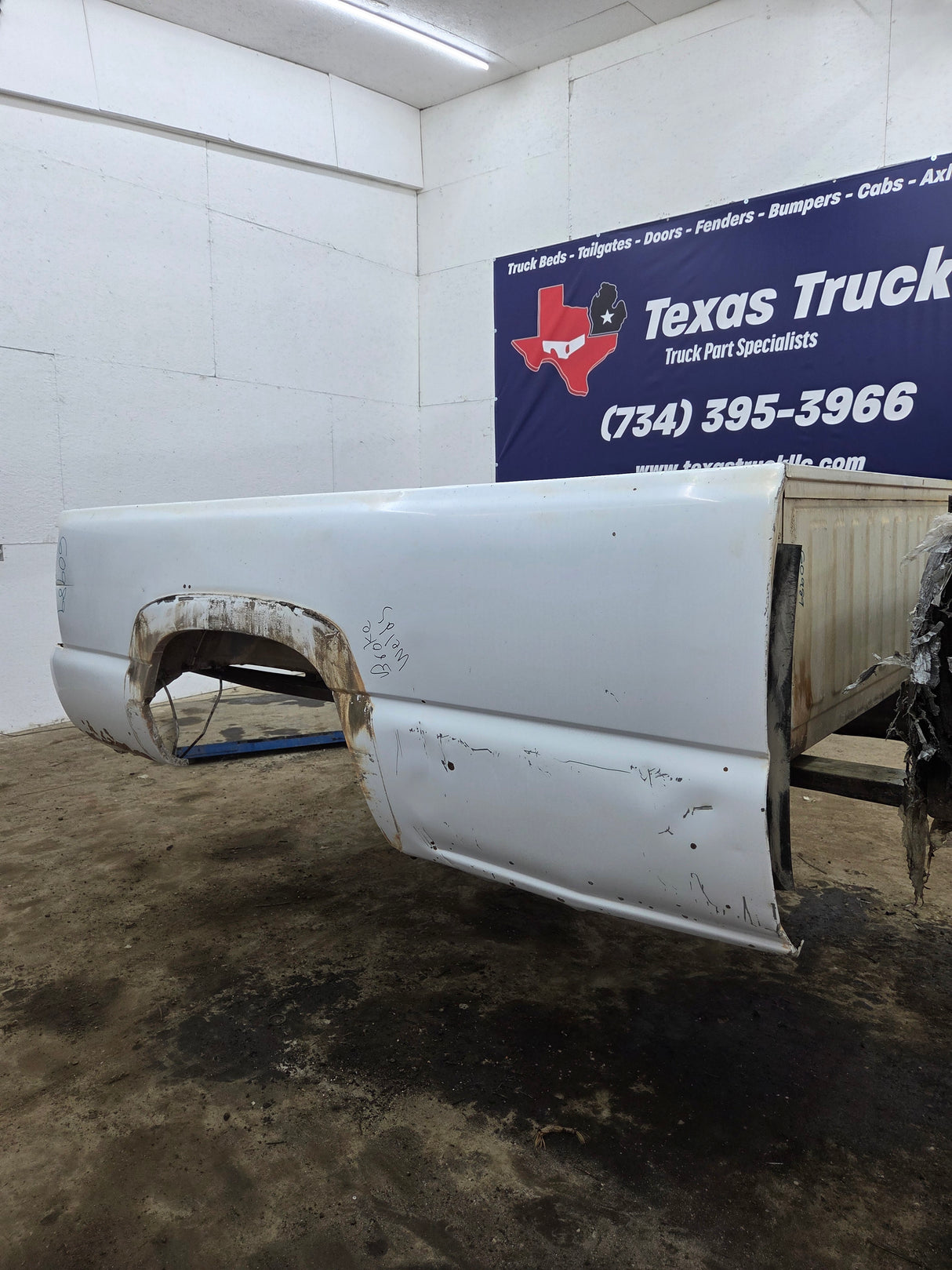 1999-2007 Chevrolet Silverado / GMC Sierra 1500 2500 3500 HD 8' Long Bed Truck Bed