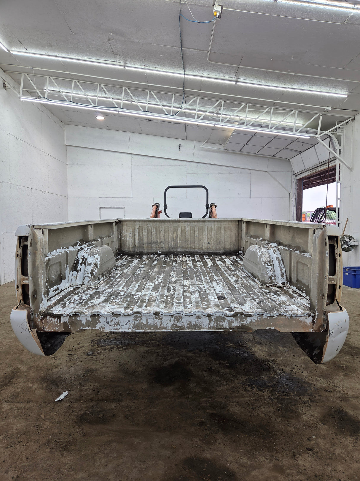 1999-2007 Chevrolet Silverado / GMC Sierra 1500 2500 3500 HD 8' Long Bed Truck Bed