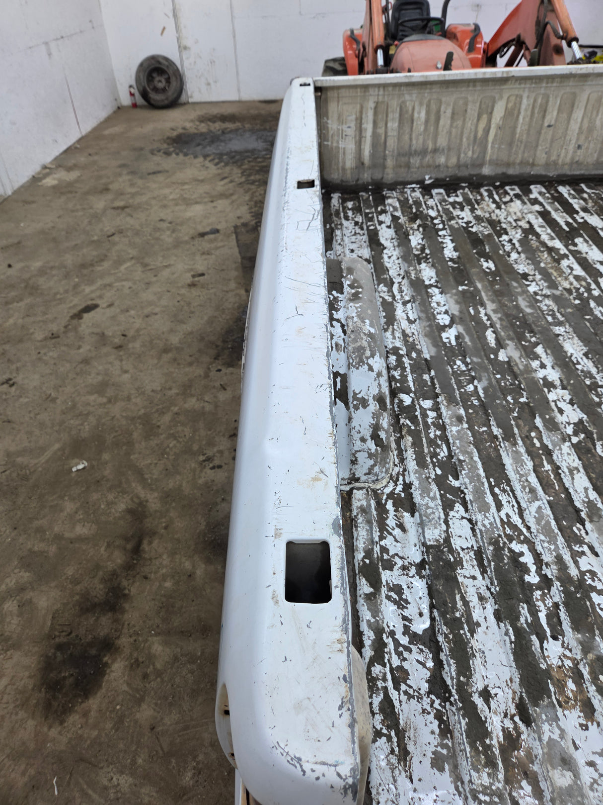 1999-2007 Chevrolet Silverado / GMC Sierra 1500 2500 3500 HD 8' Long Bed Truck Bed