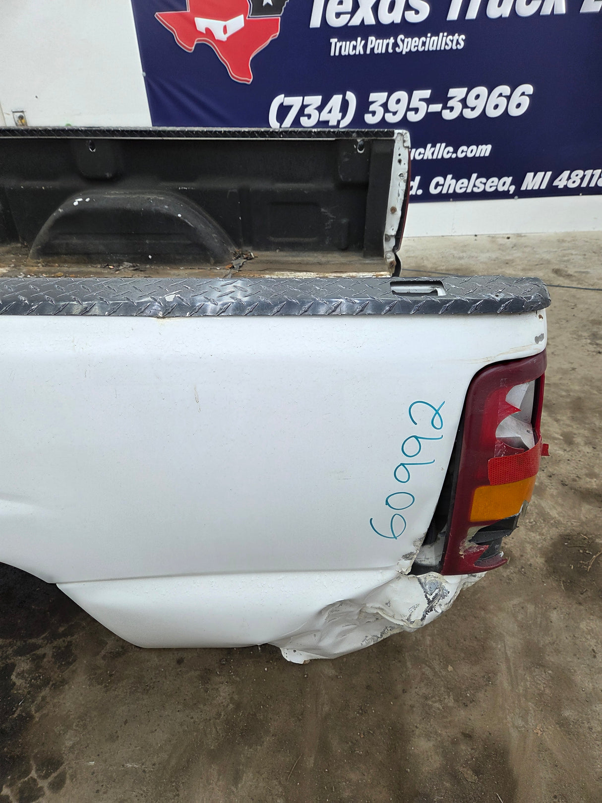 1999-2007 Chevrolet Silverado / GMC Sierra 1500 2500 3500 HD 8' Long Bed Truck Bed