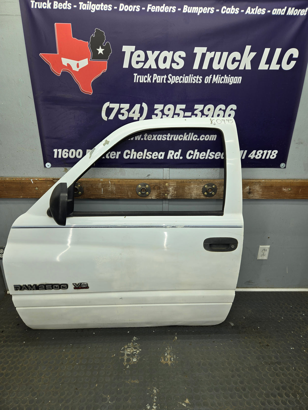 1994-2002 Dodge Ram 2nd Gen LH Driver Side Front Door Regular Cab / 2 Door Ext Cab 1500 2500 3500 ROUND CORNER