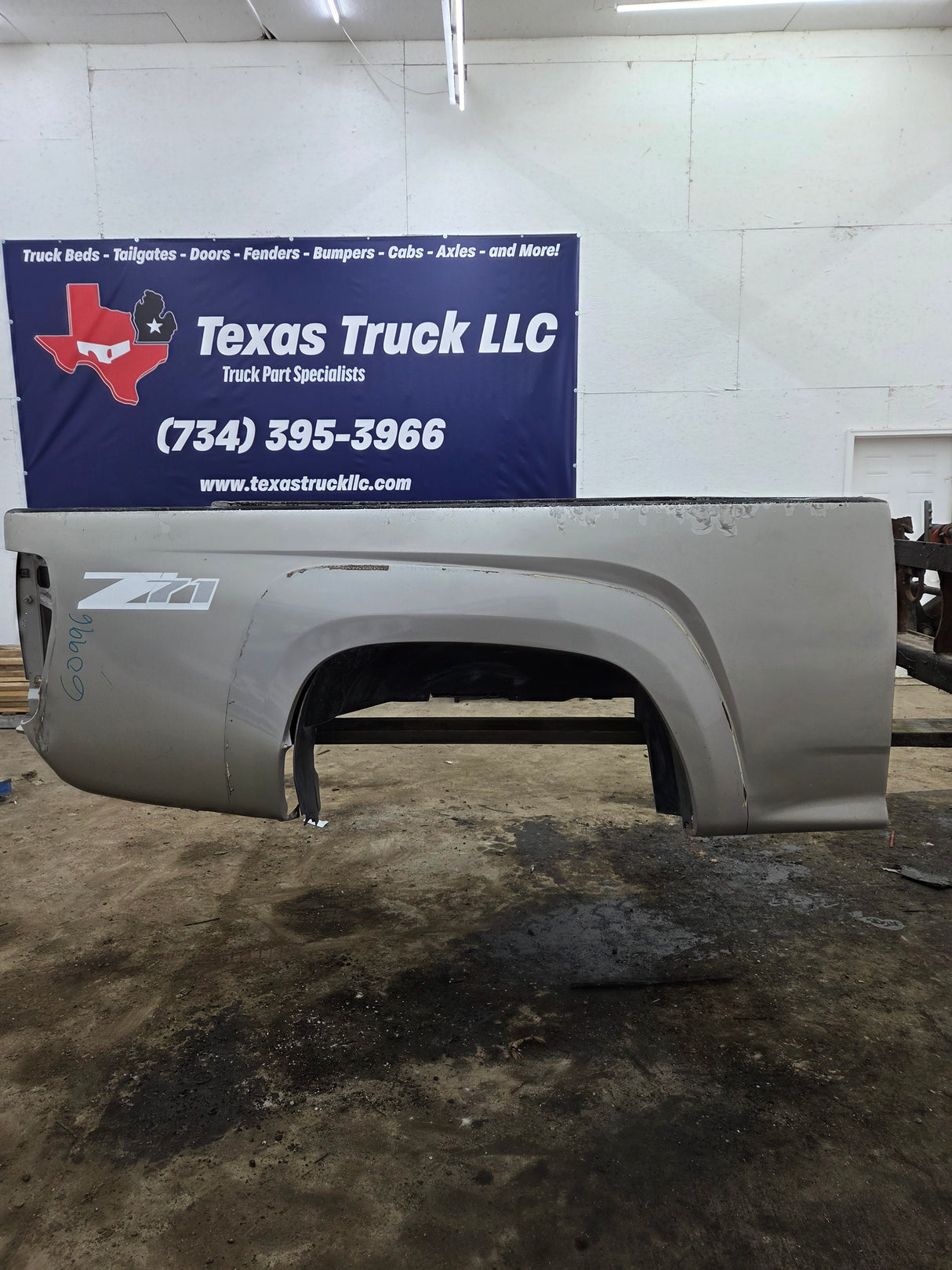 2004-2012 Chevrolet Colorado / GMC Canyon Short / Mid Size Truck Bed 73"