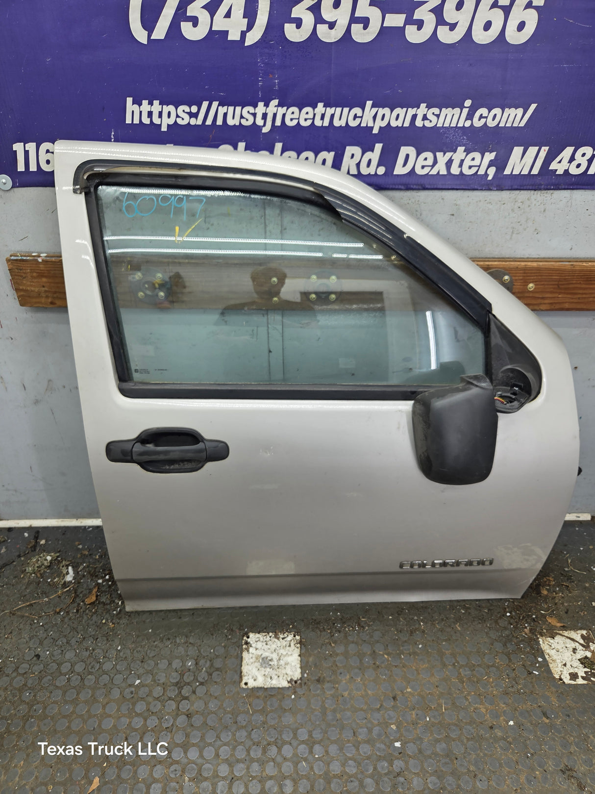 2004-2012 Chevrolet Colorado / GMC Canyon Passenger Side Crew Cab Door RH