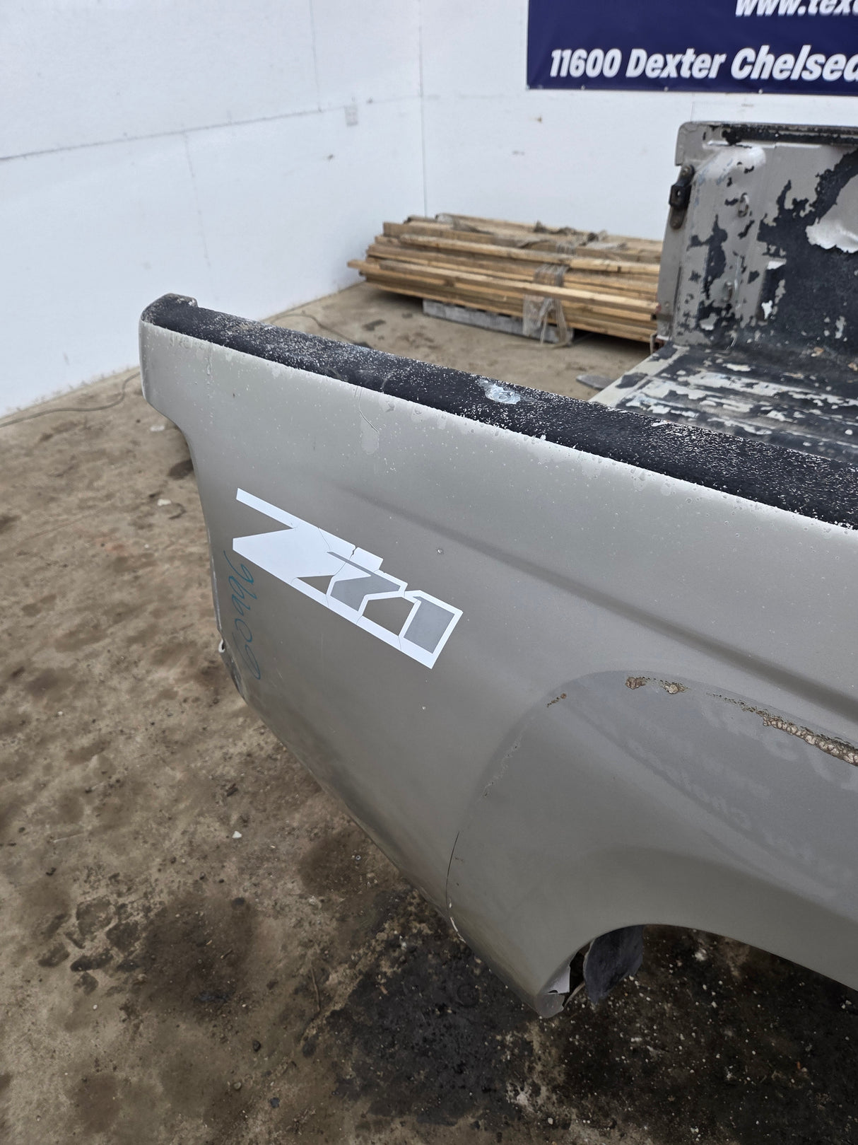 2004-2012 Chevrolet Colorado / GMC Canyon Short / Mid Size Truck Bed 73"