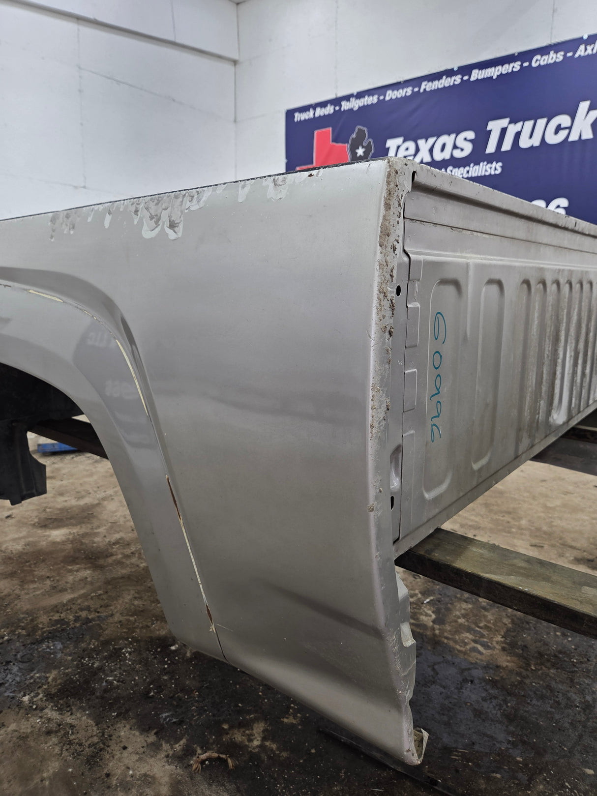 2004-2012 Chevrolet Colorado / GMC Canyon Short / Mid Size Truck Bed 73"