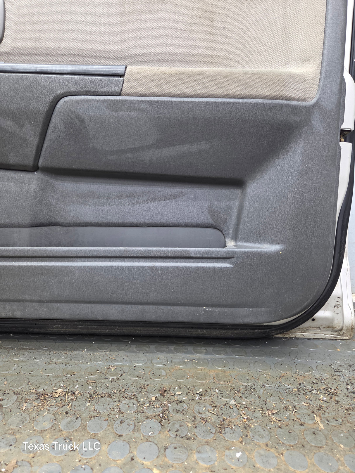 2004-2012 Chevrolet Colorado / GMC Canyon Passenger Side Crew Cab Door RH