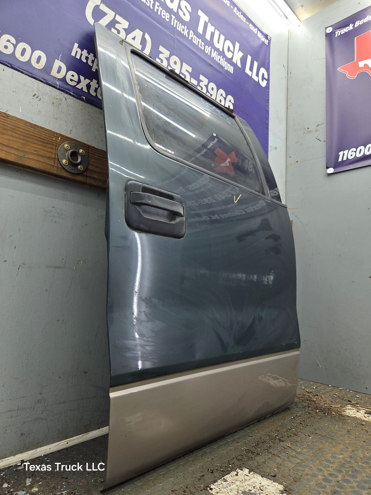 2004-2008 Ford F150 Rear Passenger Crew Cab Door