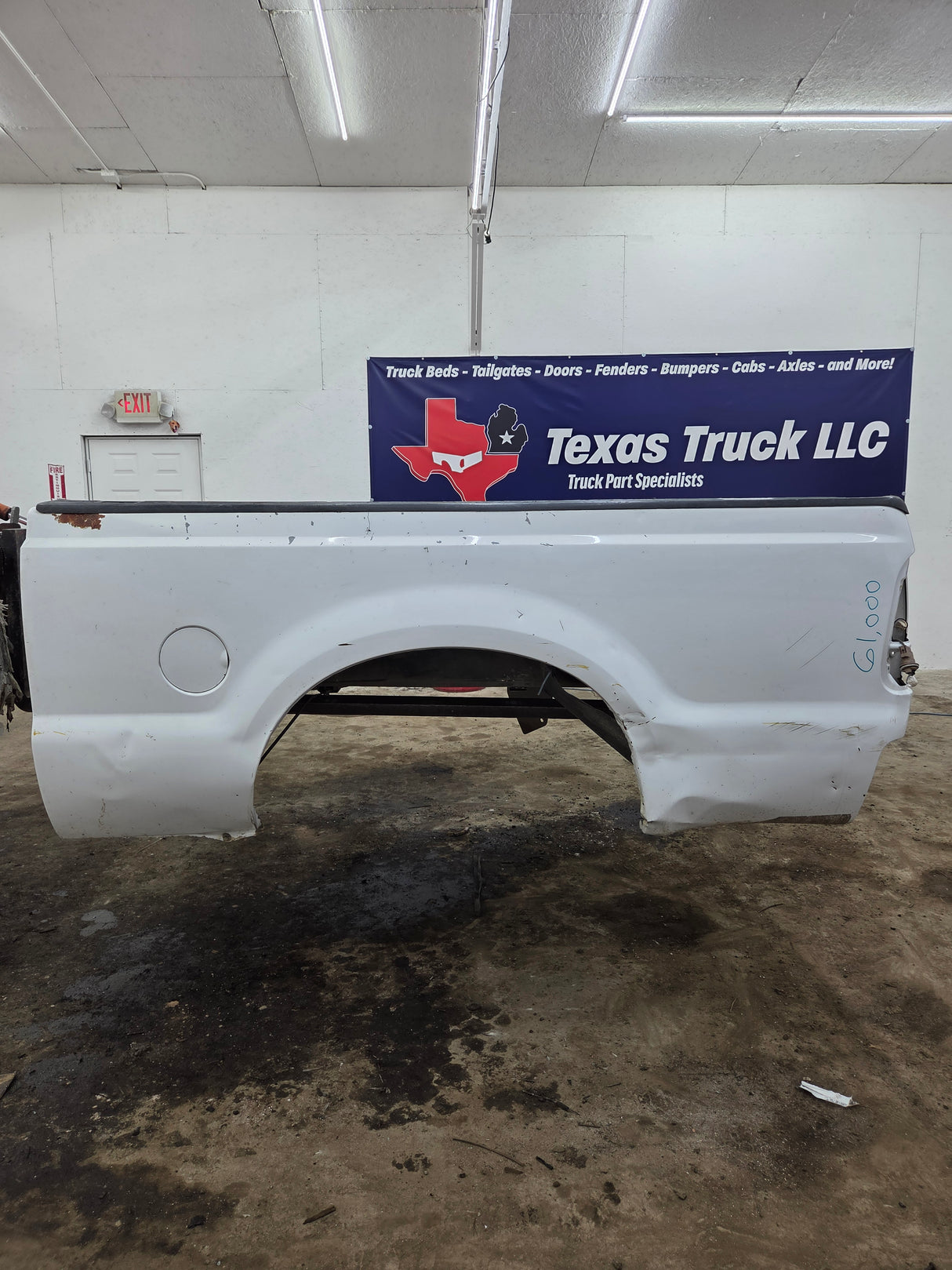 1999-2010 Ford Super Duty F250 F350 6' 9" Short Truck Bed