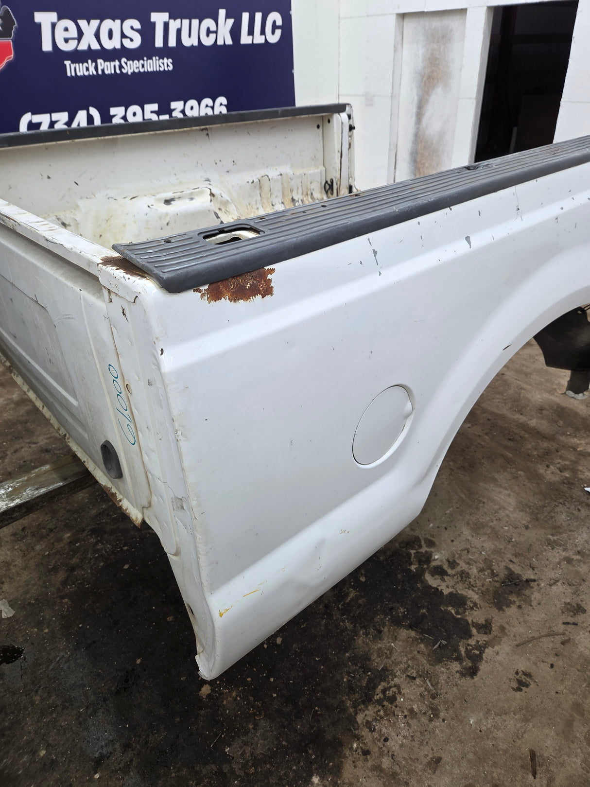 1999-2010 Ford Super Duty F250 F350 6' 9" Short Truck Bed