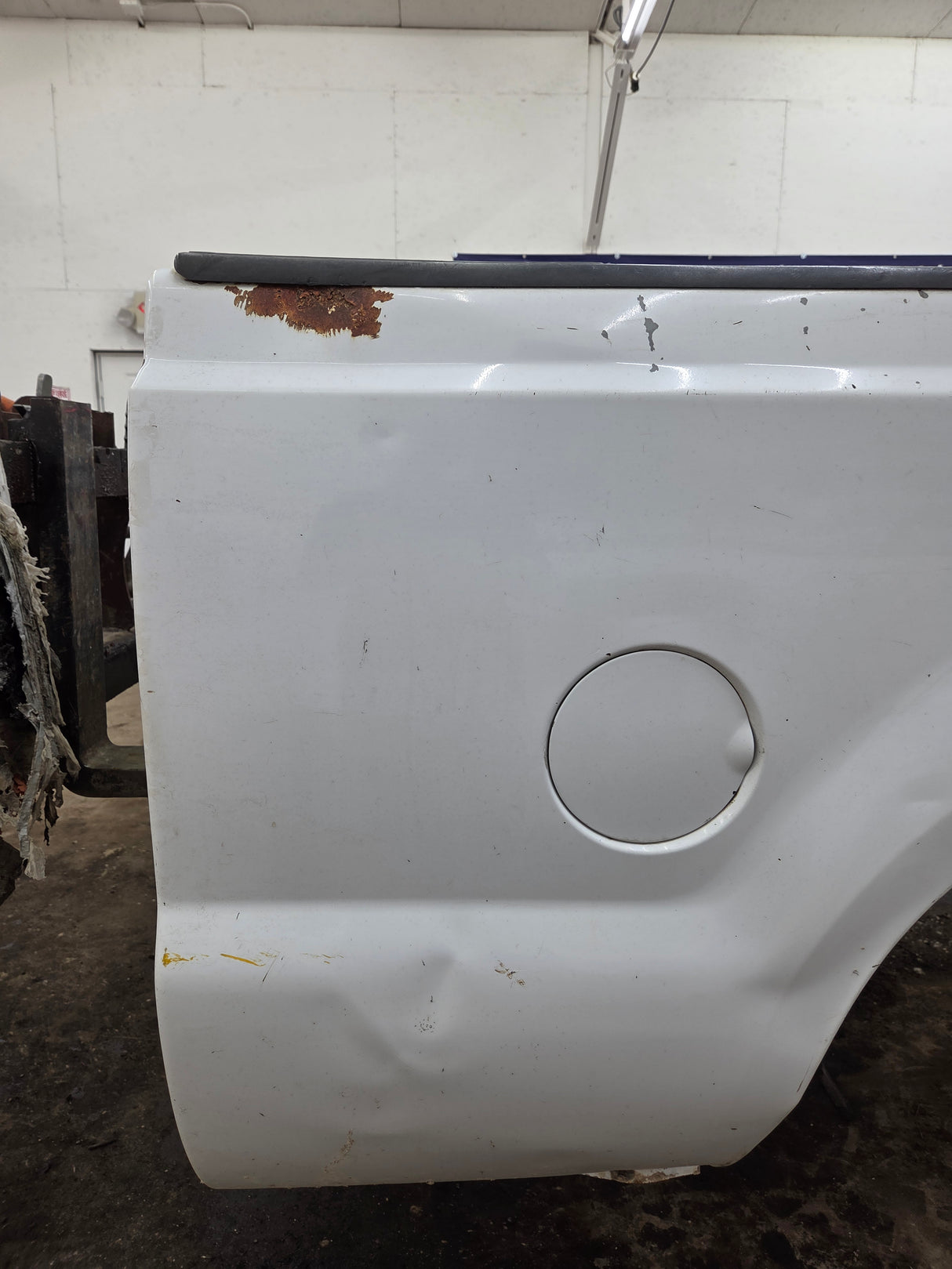 1999-2010 Ford Super Duty F250 F350 6' 9" Short Truck Bed