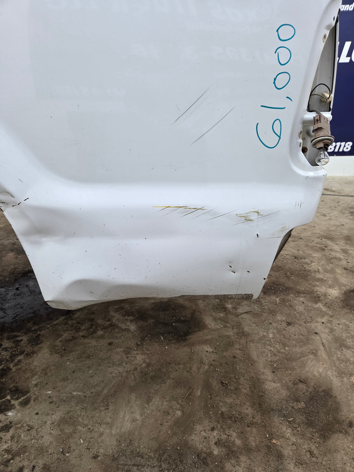 1999-2010 Ford Super Duty F250 F350 6' 9" Short Truck Bed