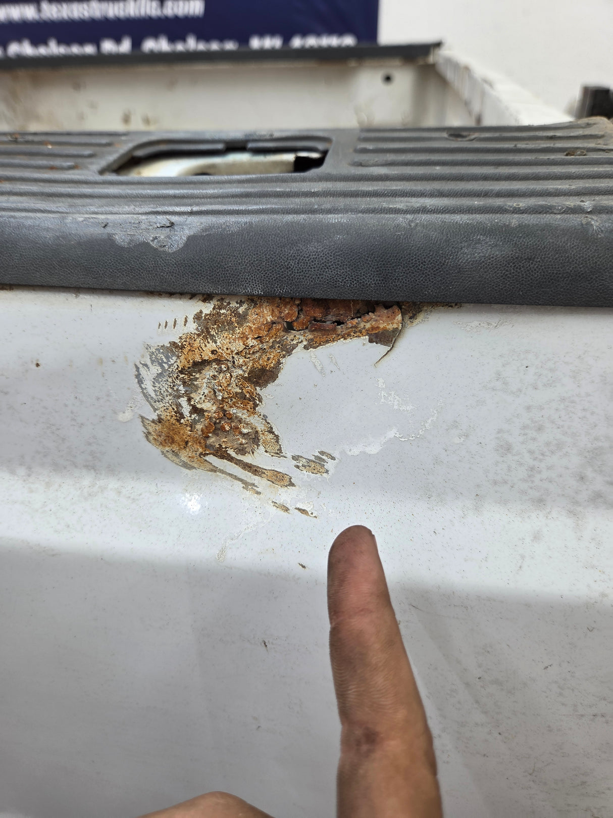 1999-2010 Ford Super Duty F250 F350 6' 9" Short Truck Bed