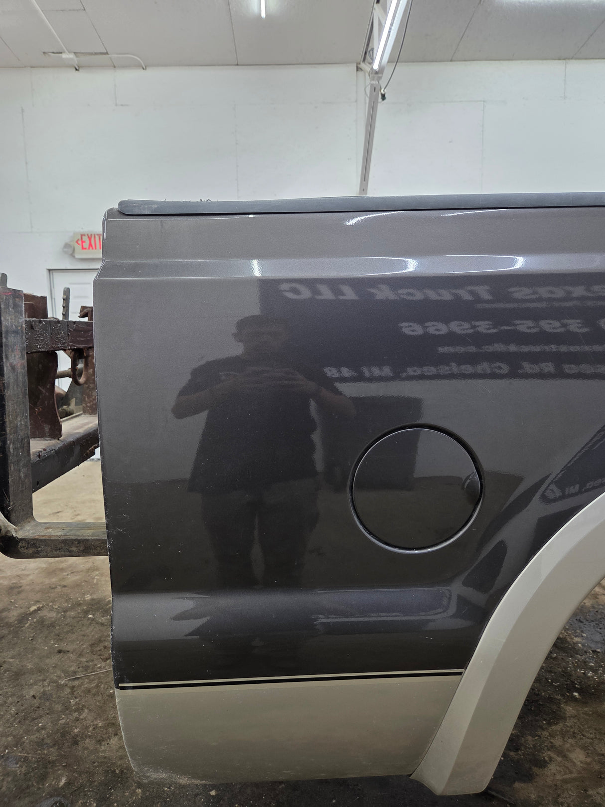 1999-2010 Ford Super Duty F250 F350 6' 9" Short Truck Bed