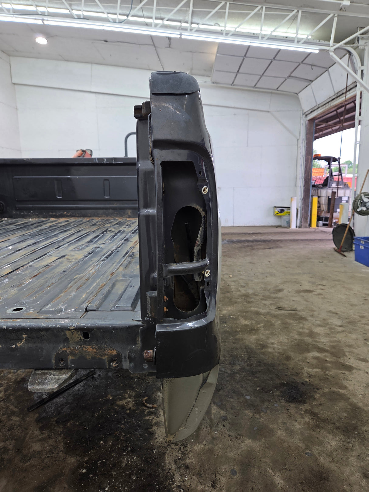 1999-2010 Ford Super Duty F250 F350 6' 9" Short Truck Bed