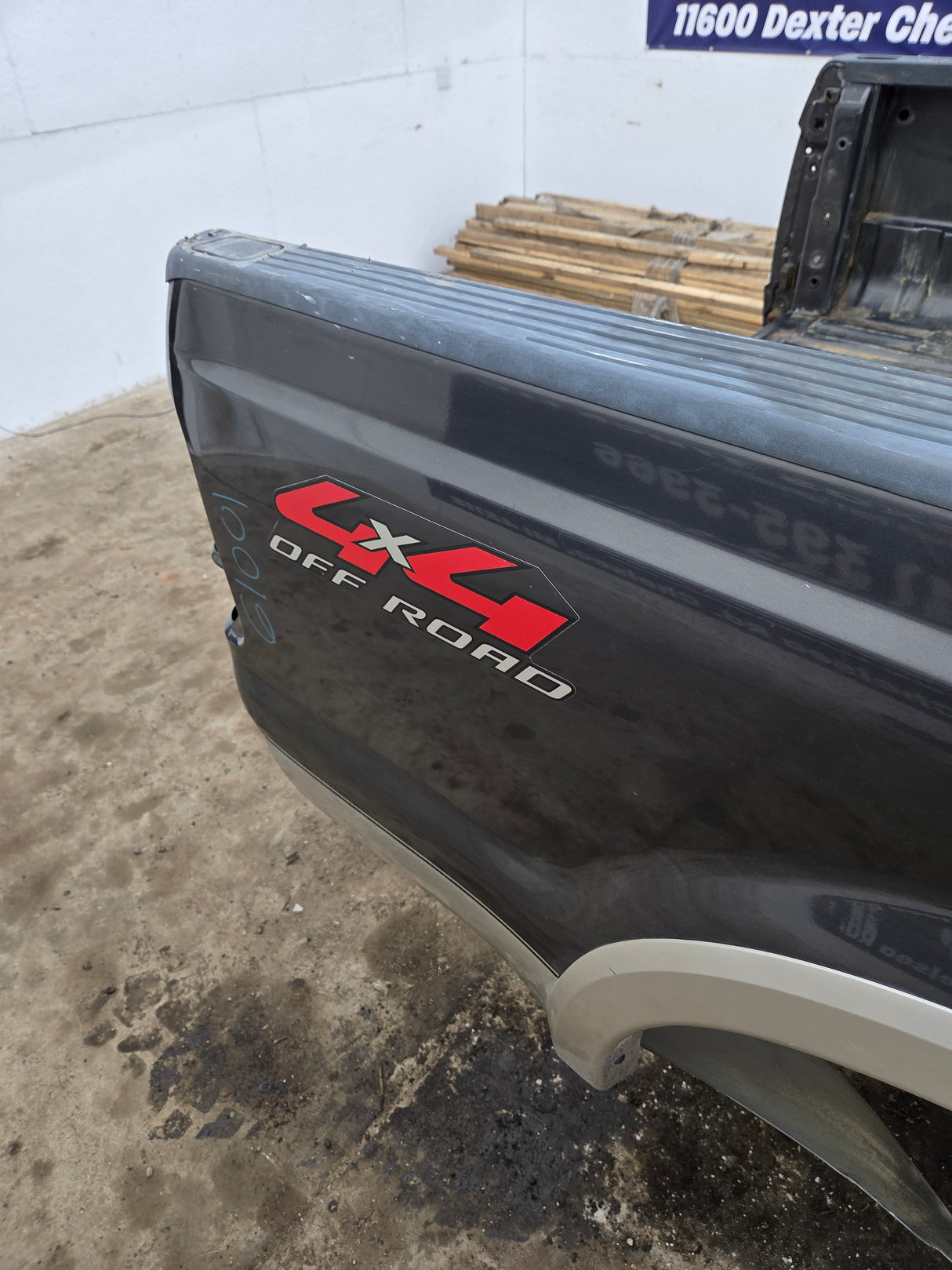 1999-2010 Ford Super Duty F250 F350 6' 9" Short Truck Bed