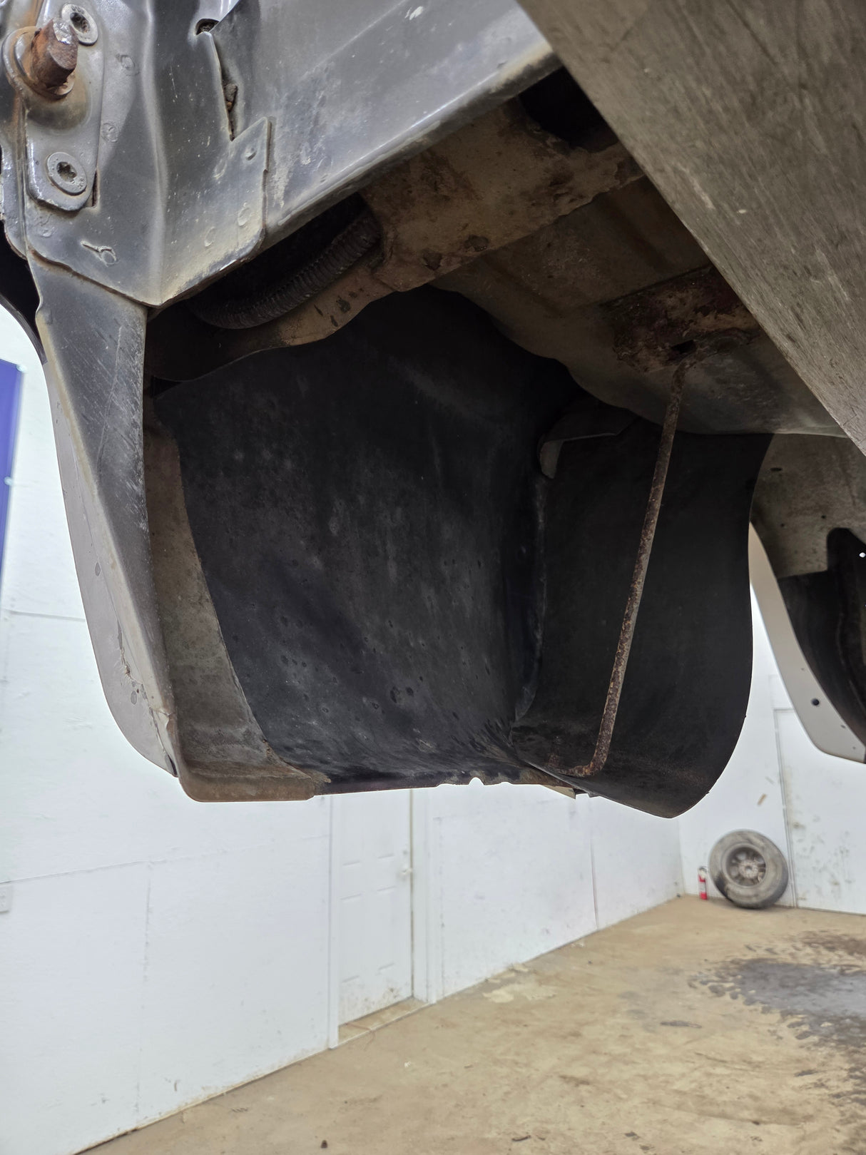 1999-2010 Ford Super Duty F250 F350 6' 9" Short Truck Bed